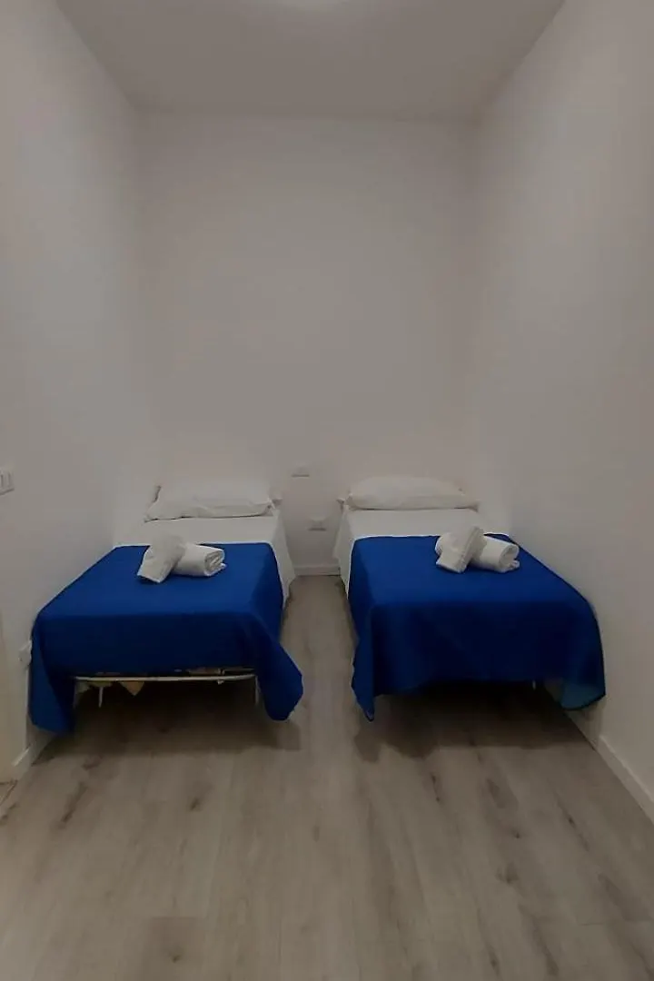 Rinella'S Casa Vacanze Campofelice Di Roccella 0*,