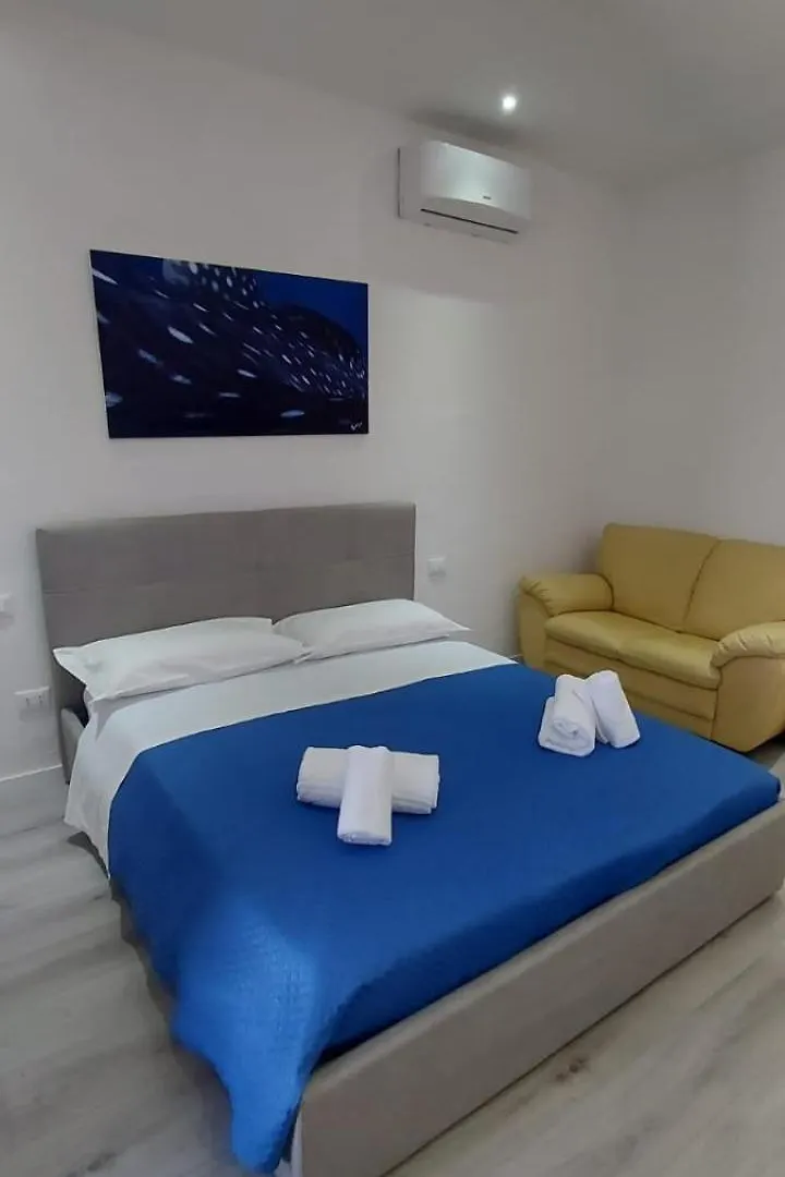Rinella'S Casa Vacanze Campofelice Di Roccella