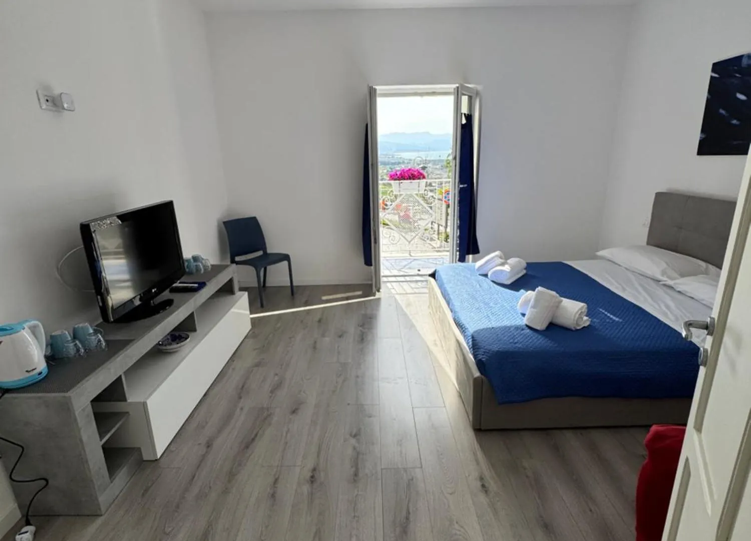 Rinella'S Casa Vacanze Campofelice Di Roccella 0*,  Italien