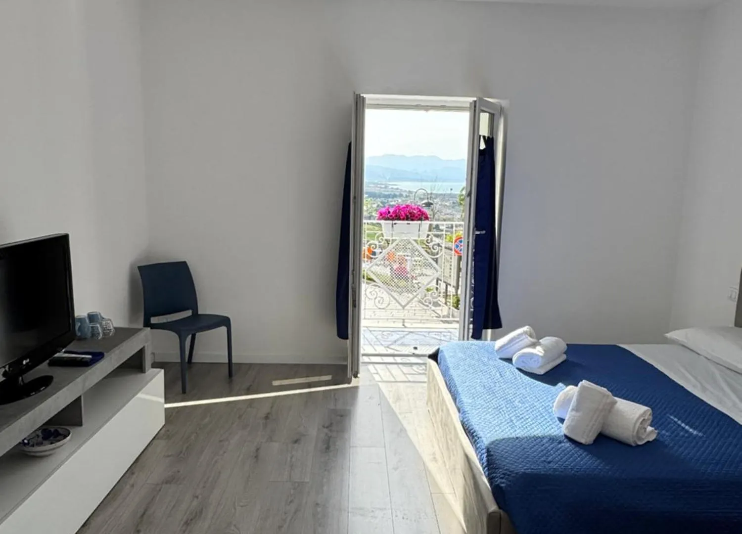 Rinella'S Casa Vacanze Campofelice Di Roccella Gasthof