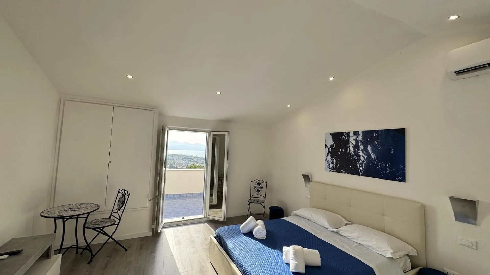 Rinella'S Casa Vacanze Campofelice Di Roccella